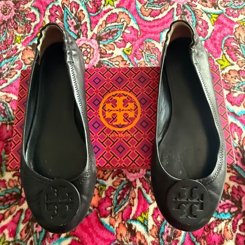 Tory Burch Black Minnie Leather Flats